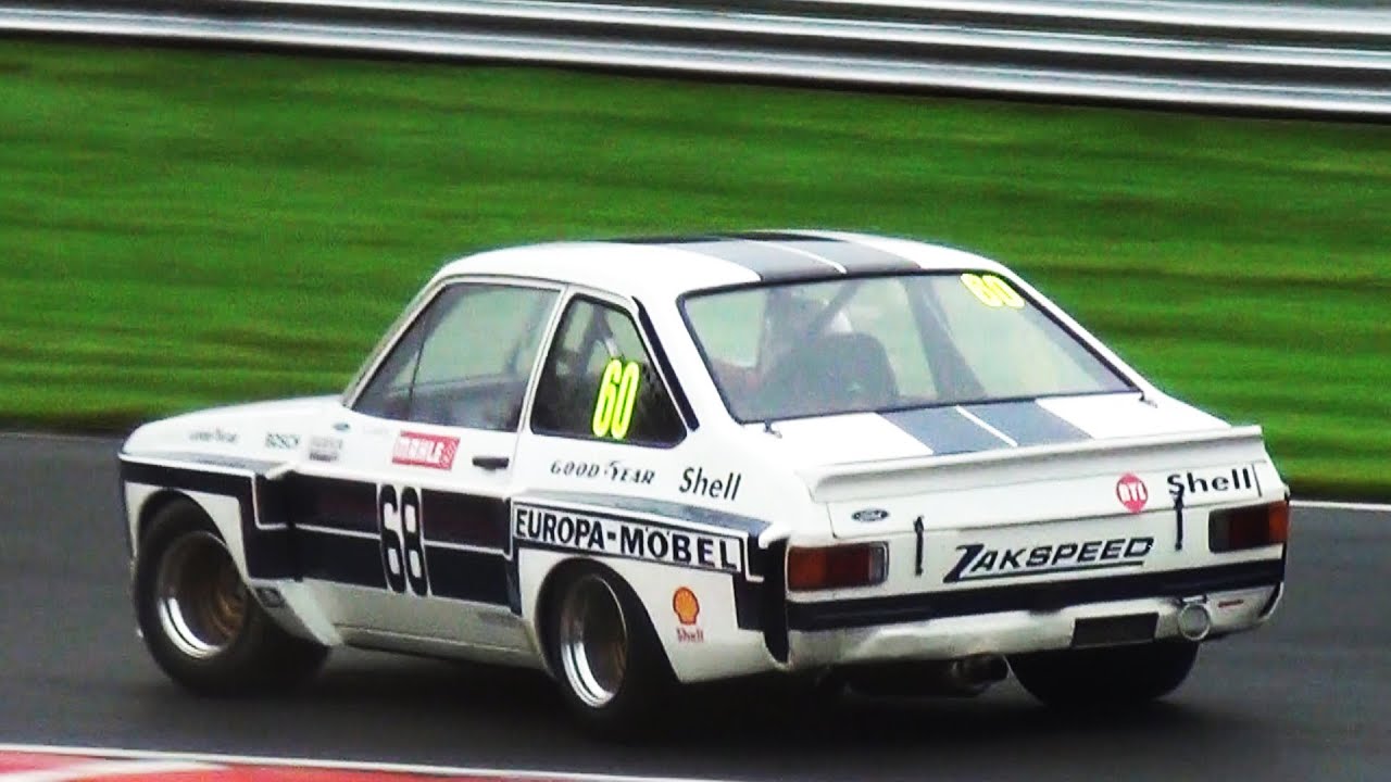 Zakspeed Escort MK2 Racing HARD on track!