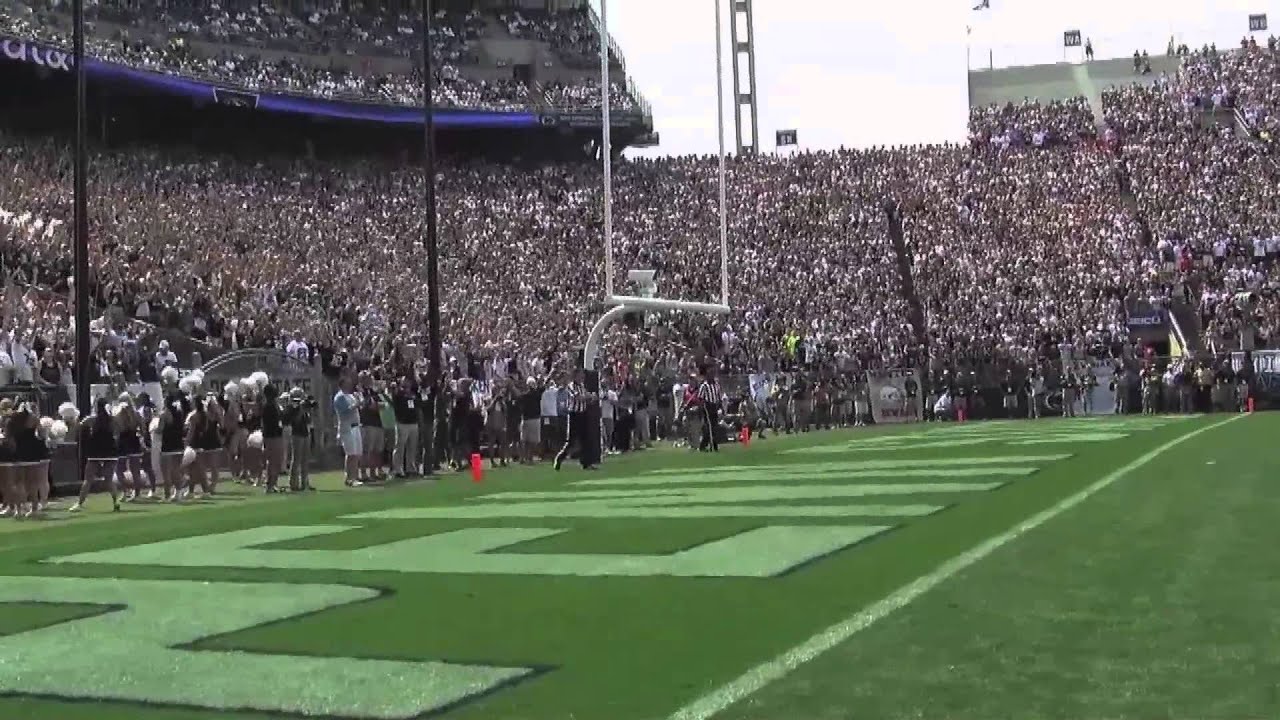 Akron Zips Football Kicker Robert Stein Feature Story