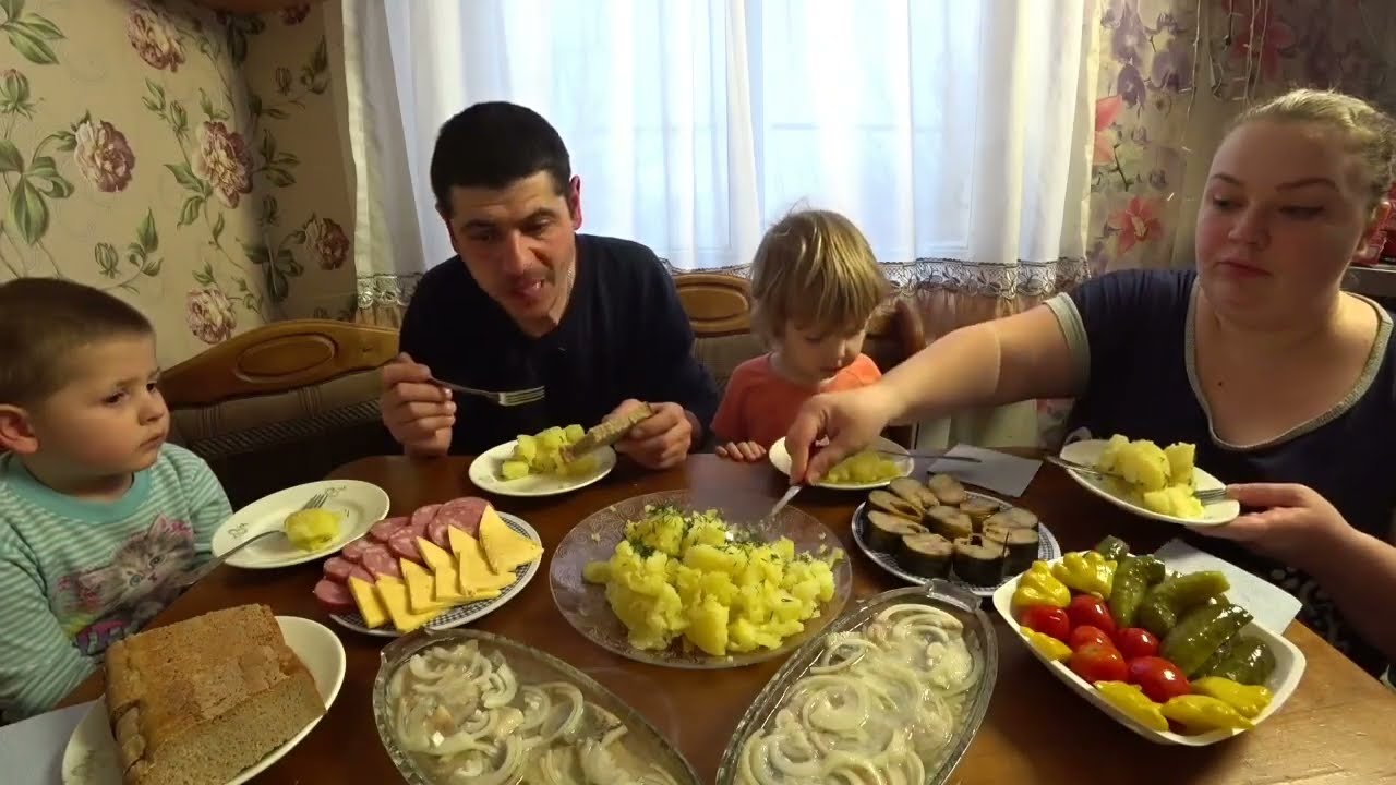 любимый мукбанг скумбрия с картошкой