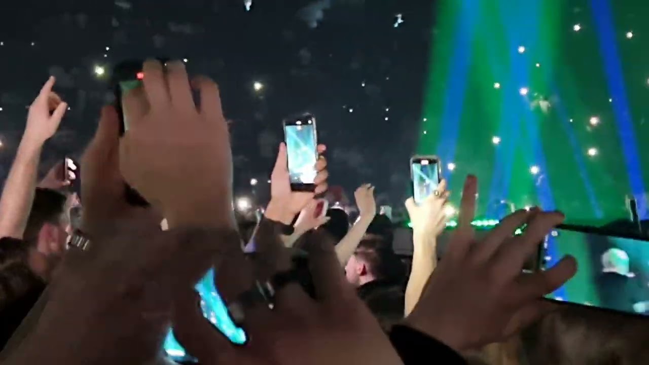 Laylow - LOGICIEL TRISTE (Live Accor Hotel Arena 12.02.22)