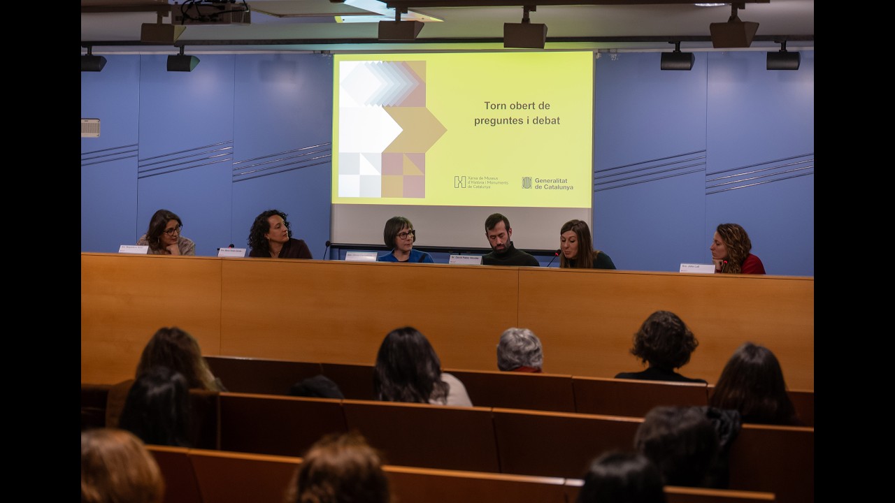 6_ Torn obert de preguntes i debat de la jornada: «Museus, patrimoni i interseccionalitat»