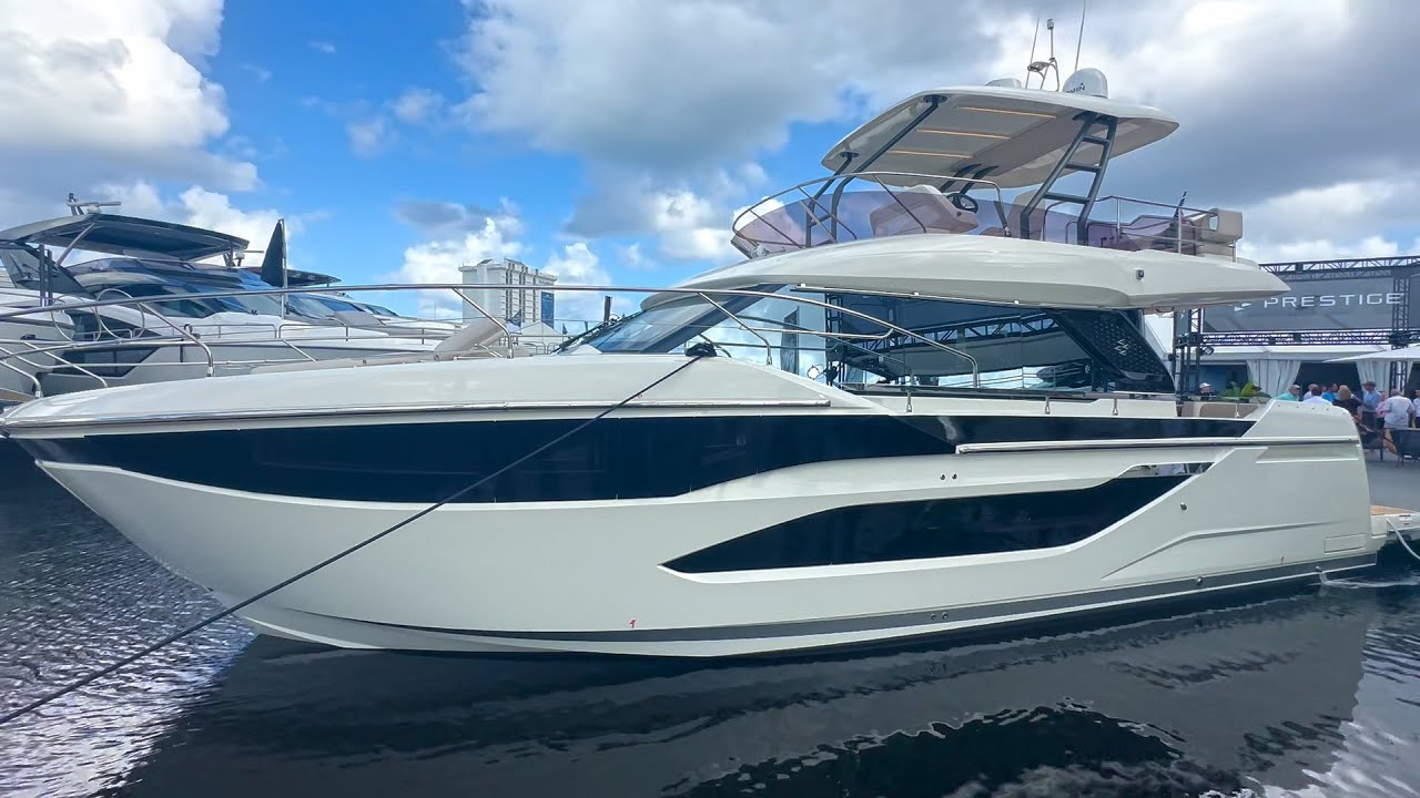 Prestige F4 9 Flybridge Cruiser Walkthrough