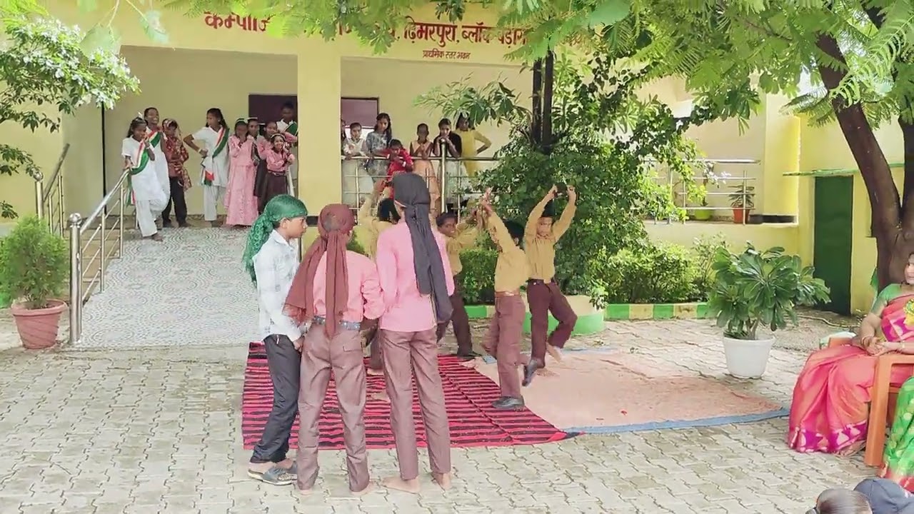 Patriotic skit by school children/देश भक्ति नाटक देख कर रो पड़े दर्शक