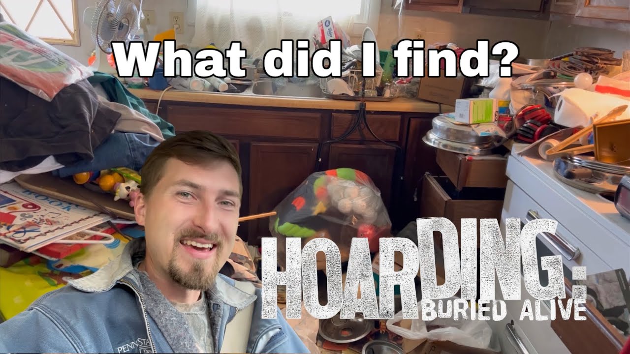She had TONS of Vintage Clothes! Searching a Hoarder House for Vintage