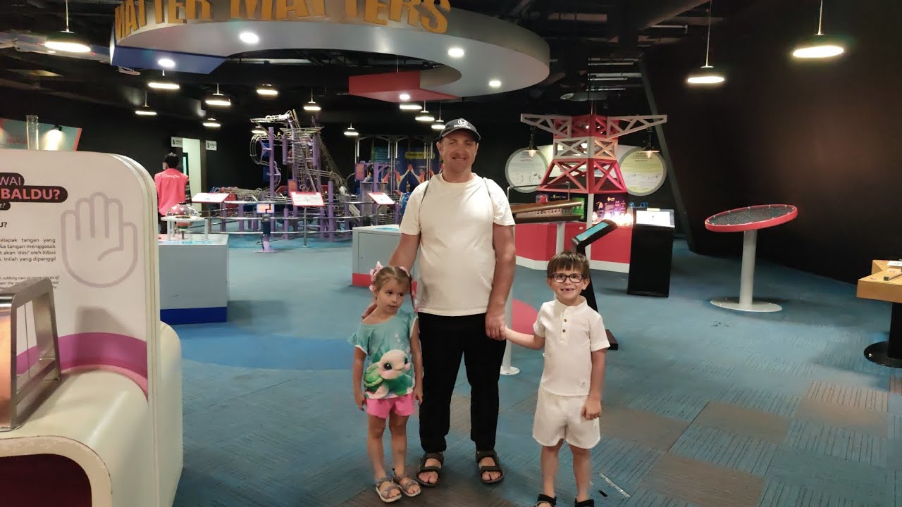 National Science centre. Як ми провели наш перший день у Куала-Лумпур.