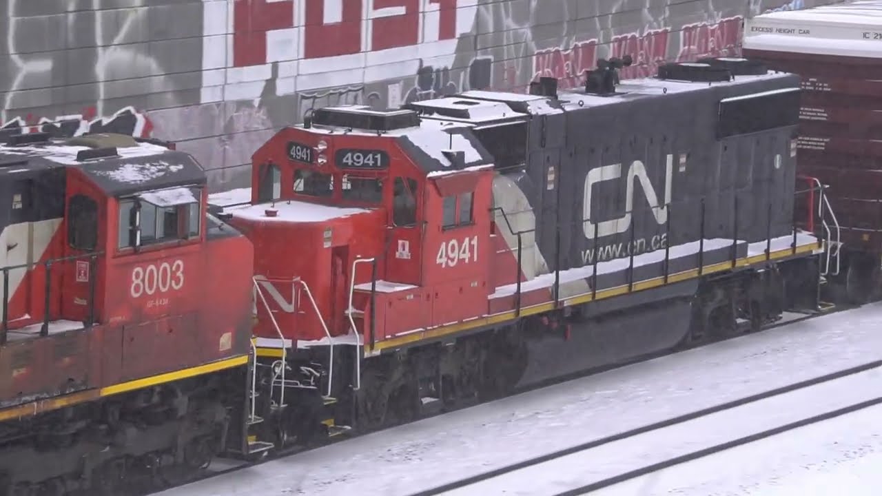 ~3 locomotives | 4 locomotives