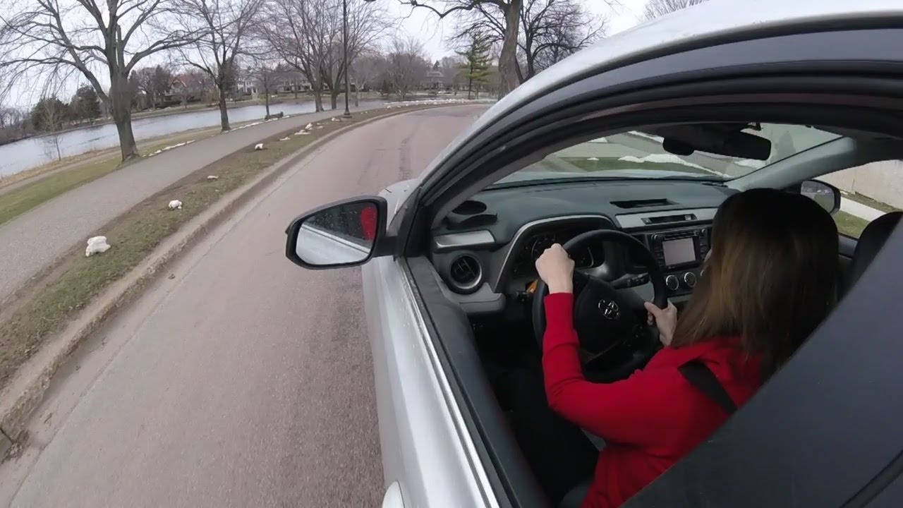 How Can You Pair A Smartphone With An Older Car?
