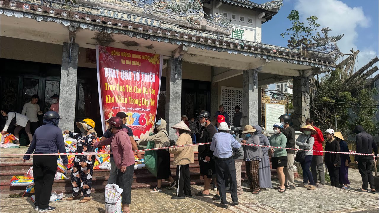Phát quà từ thiện cho hộ nghèo dịp tết! Ngày 08/02/2026￼