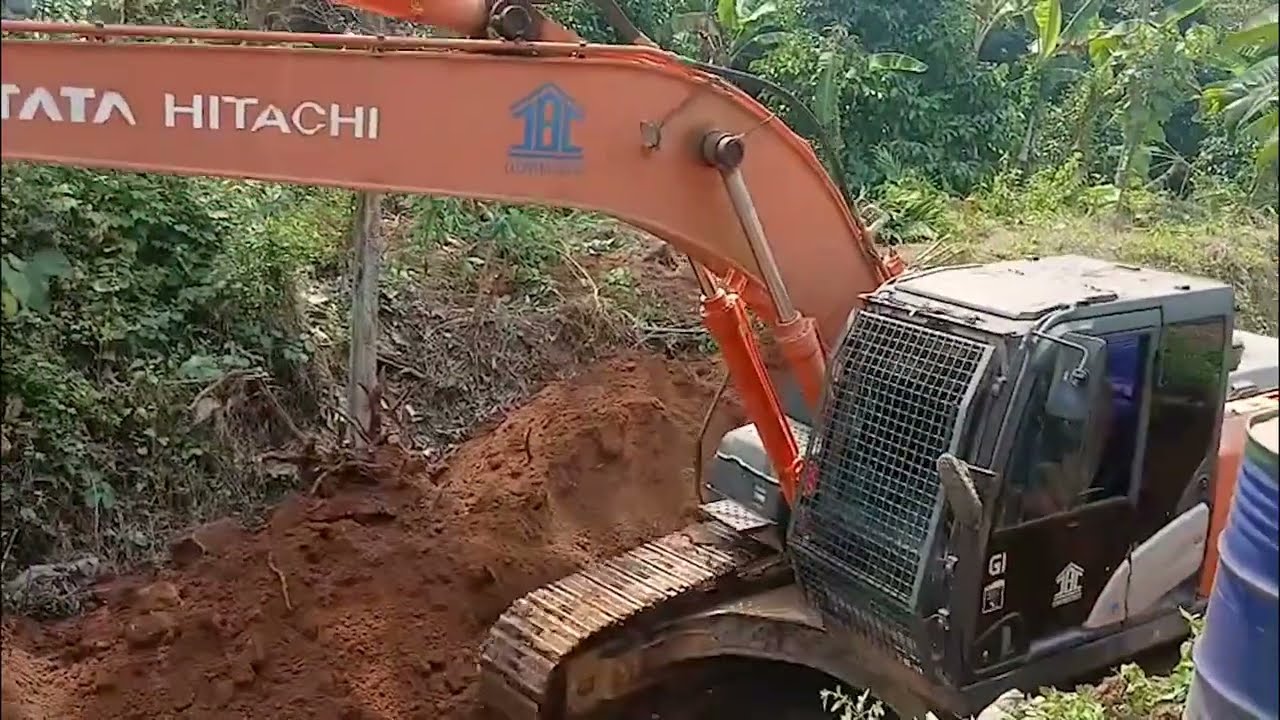 കോന്നിക്കാരുടെ ചിരകാല സ്വപ്നമായ  ചിറ്റൂർക്കടവ് പാലത്തിന്റെ നിർമാണം ആരംഭിച്ചു .