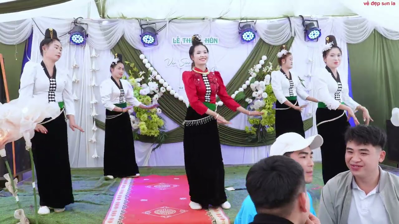 Người tình mùa đông cô dâu Bích Ngân và ĐVN gia đình