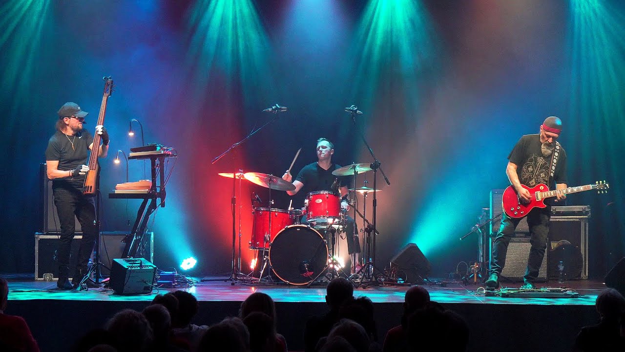 Łukaszewski, Styczyński, Karkoszka - Trzy Rzeki - Unai - Fabryka Kultury w Redzie