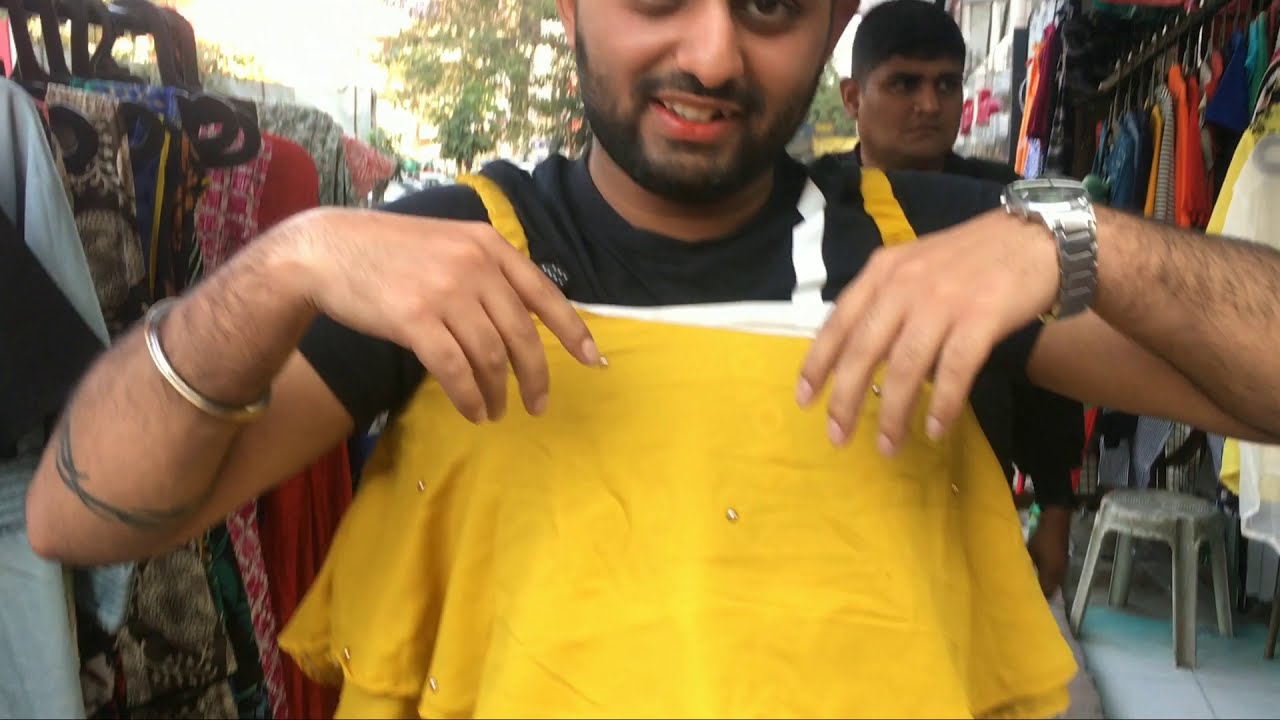 Khaya kaliya ke haath ka gola aur kara try ladkiyo ki top {Must watch}