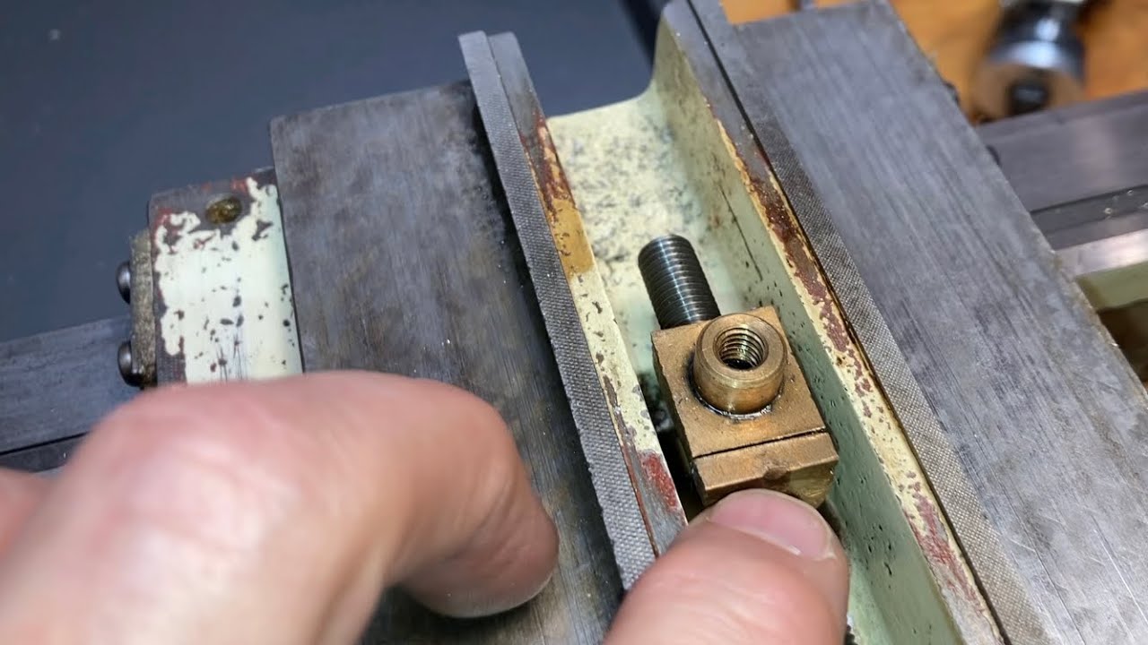 Hobby Lathe Cross-Slide Backlash Bummer 😕
