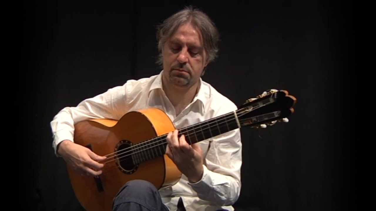 Livio Gianola: Studio n°1 - Classic and flamenco guitar lessons
