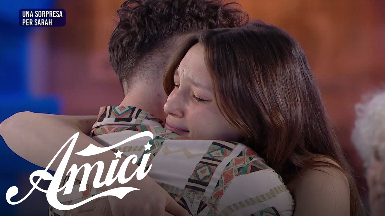 Amici 23 - Sarah riabbraccia la famiglia