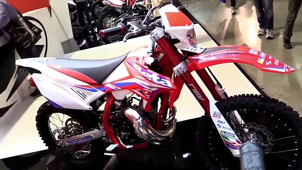 2017 Beta RR Enduro 50 Factory Special Series Pro Lookaround Le Moto Around The World