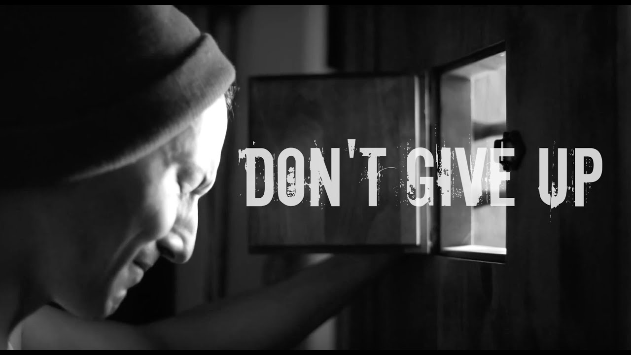 MISTER COREY feat. Lynette Cen&eacute;e - DONT GIVE UP (Official Video)