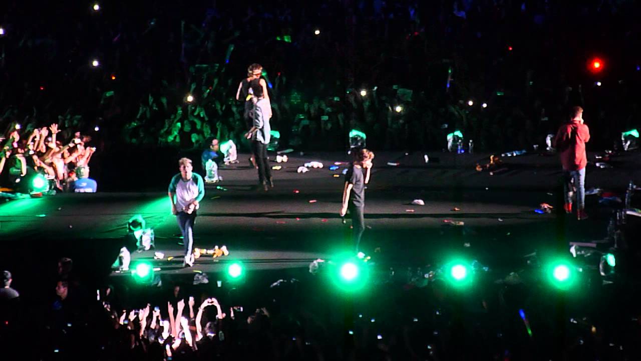 One Direction en Argentina 03/05/2014 - One Thing & Diana