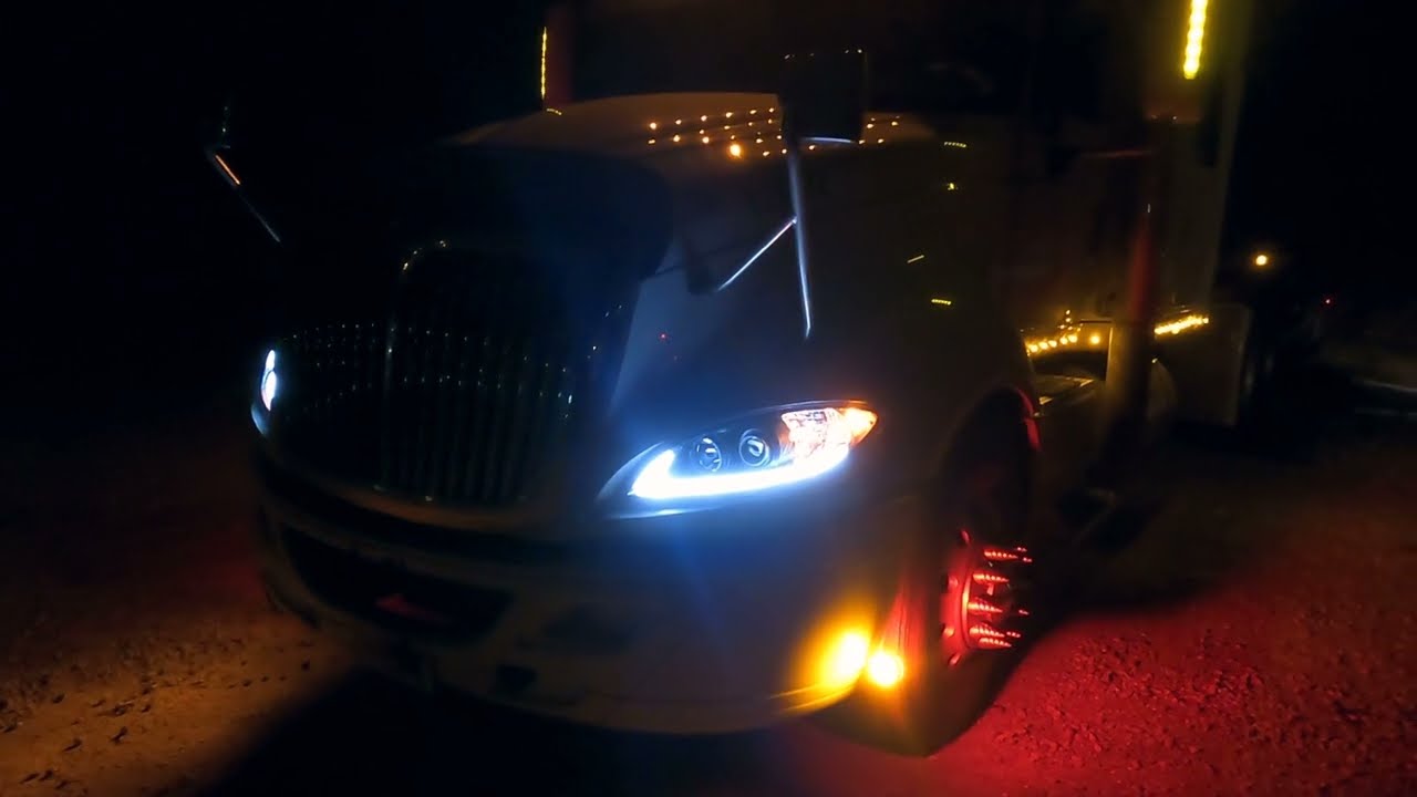 LED Projector Headlights for International Prostar