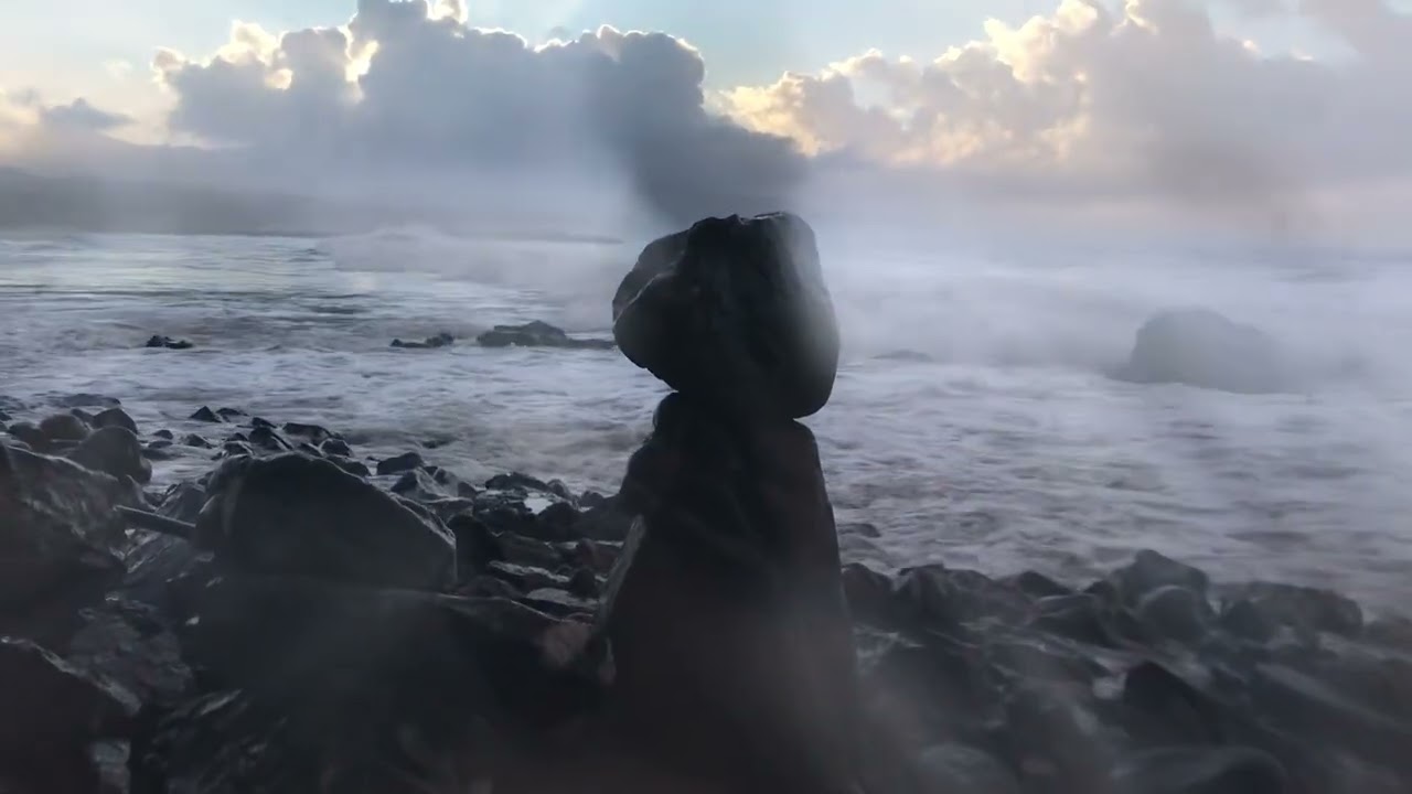 Nuovi MoAi  con una bella ondata dopo 90sec - poi non sono riuscito a mettere stop: iPhone bagnato