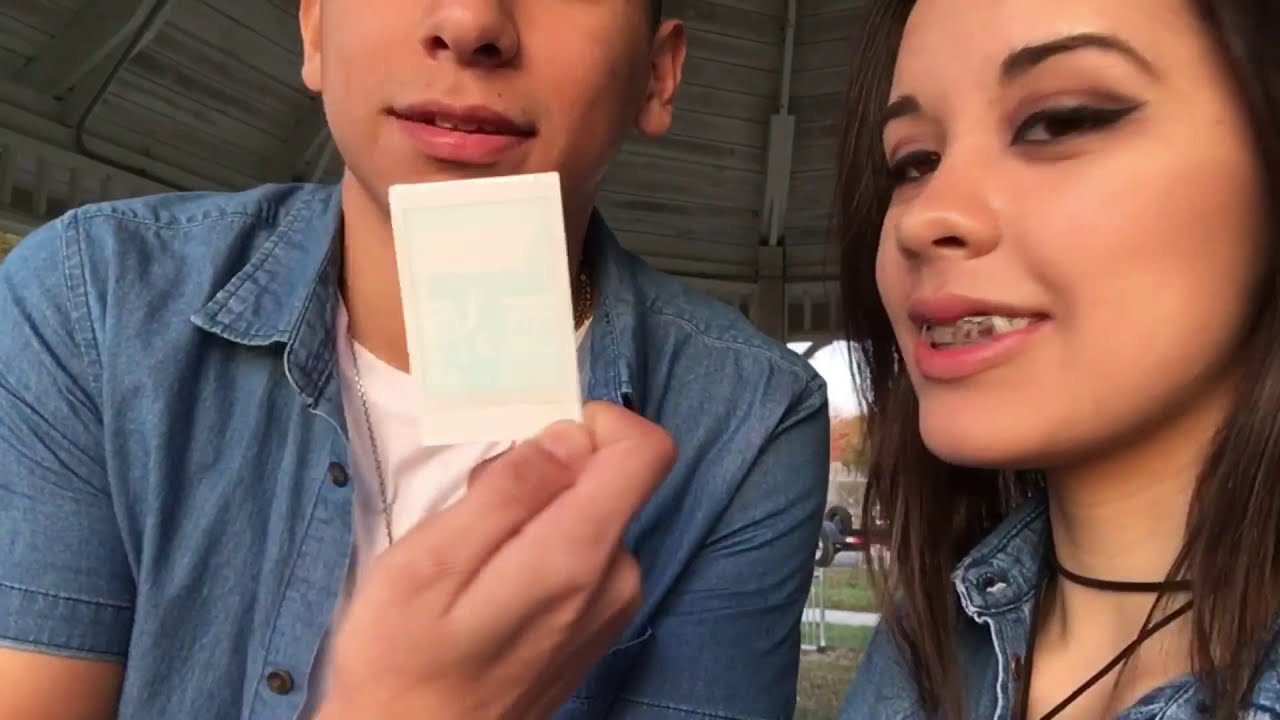 MY GIRLFRIEND VLOGS! (NEW YEARS EVE)