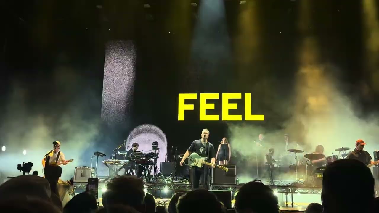 Sam Fender (Live), ‘People Watching’, The Showring (Moore Park, Sydney, on November 21, 2025)
