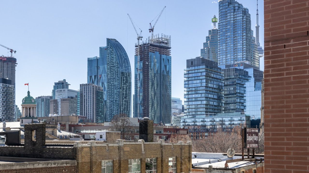 112 George Street |  VU Condominiums