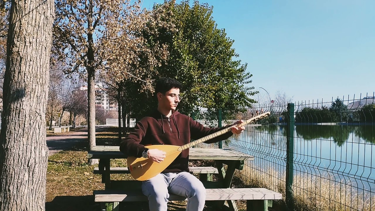 Böyle Bir Kara Sevda ~ Bağlama