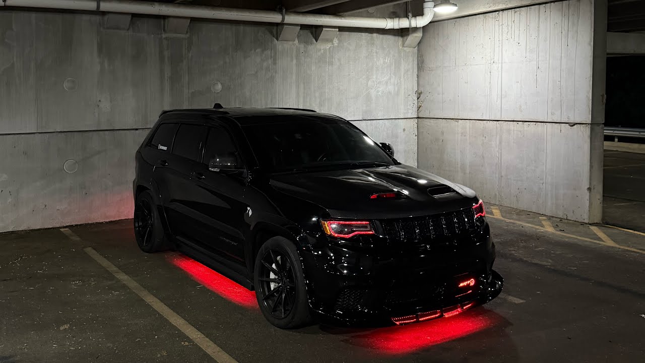 CUTTING UP IN A JEEP TRACKHAWK