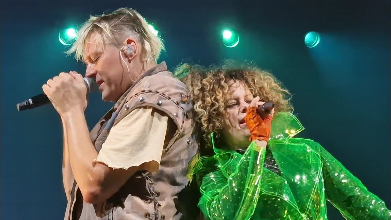 Arcade Fire - Reflektor Live At Manchester Arena 2022 (incl Win Taking the phone)