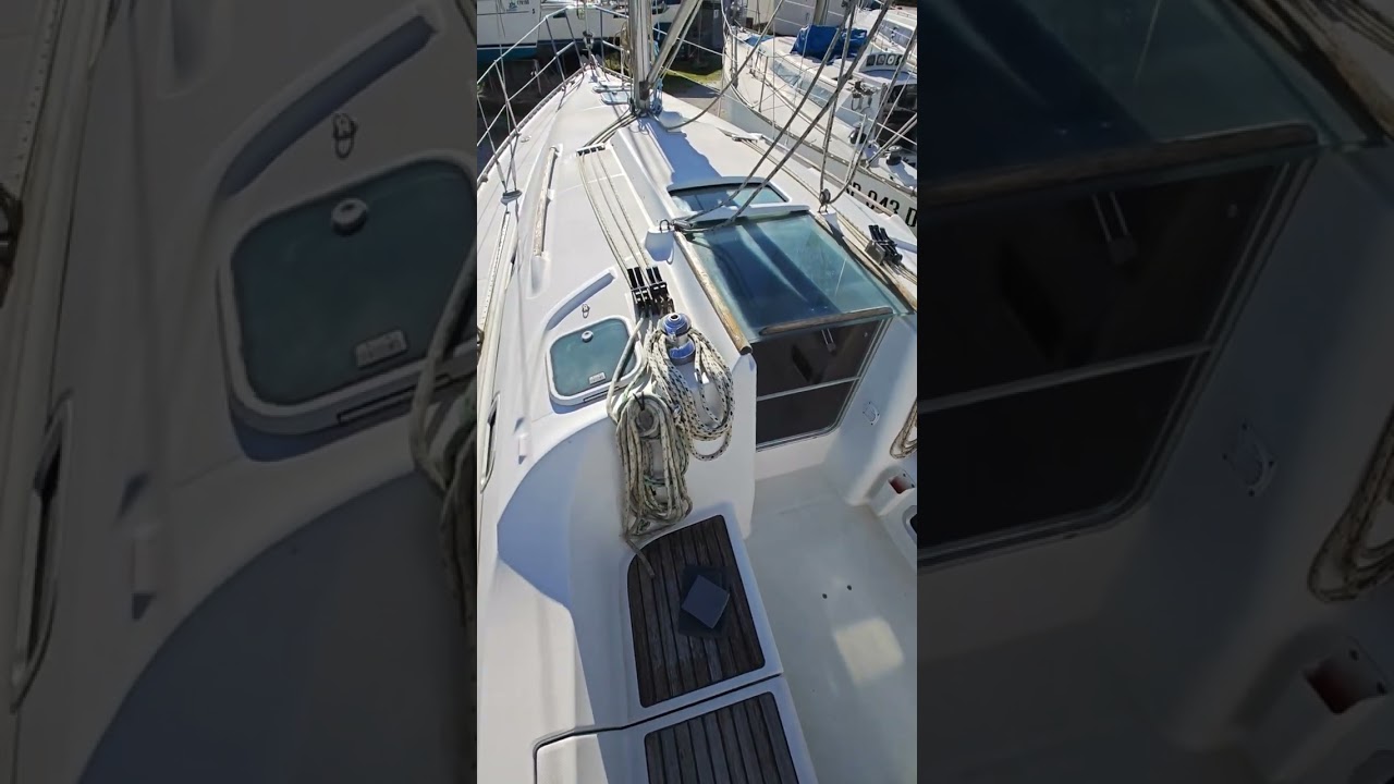 Beneteau Oceanis 331 for sale in Greece