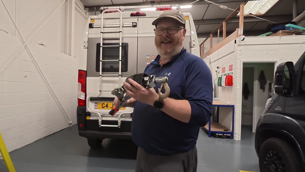 CRASHED THE VAN & How Hub Update