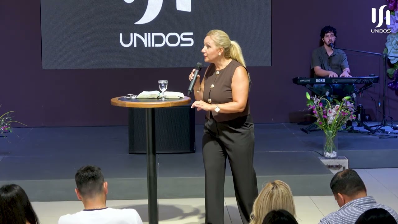 | Pastora Raquel |