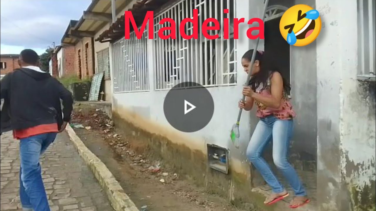DONA MARIA FEZ A MULHER BOTA ZIG PRA FORA DE CASA