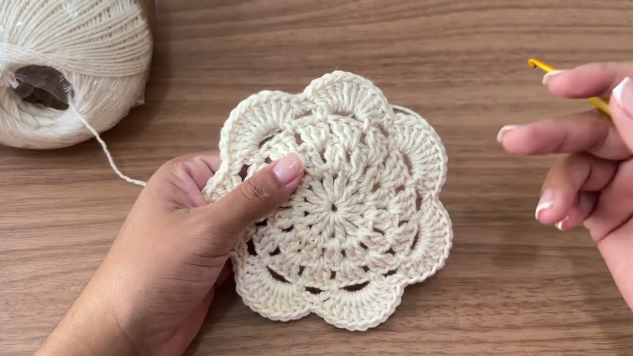 Porta Copo Tradicional em Crochê - Uma ótima opção para dar de brinde para cliente