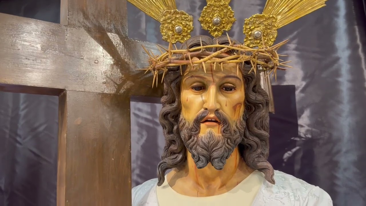 Antipolo Cathedral Lenten Exhibit. How Many Images Are There?