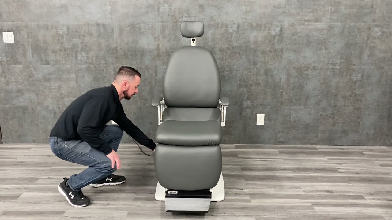 Reliance FX 920 Exam Chair @ Angelus Medical: Equipment for Doctors and Clinics