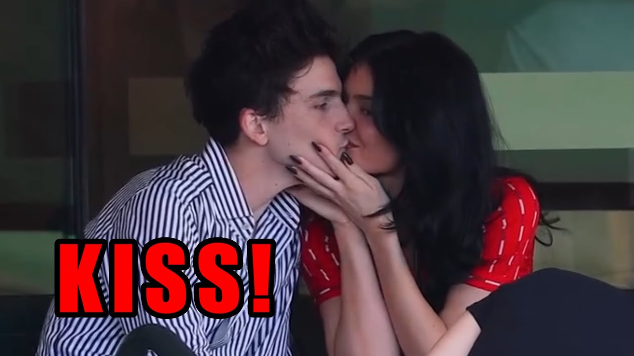 Timothee Chalamet & Kylie Jenner Kiss At Indian Wells Tennis!