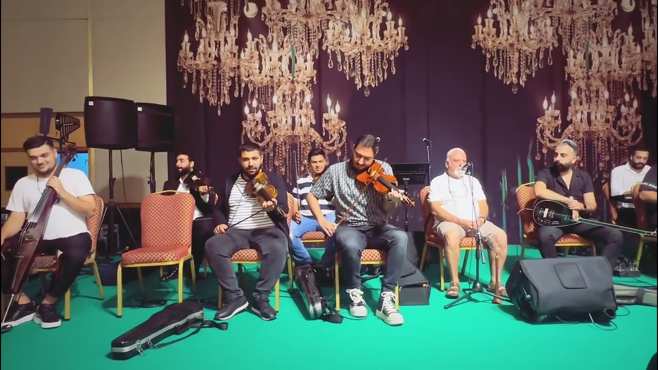 İstanbul Strings - Müslüm Gürses - Toprak Alsın Muradımı ( Beste: Coşkun Sabah )
