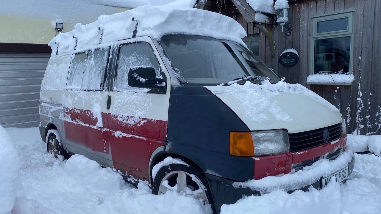 VW T4 2.4D AAB 1994 snowy cold start!