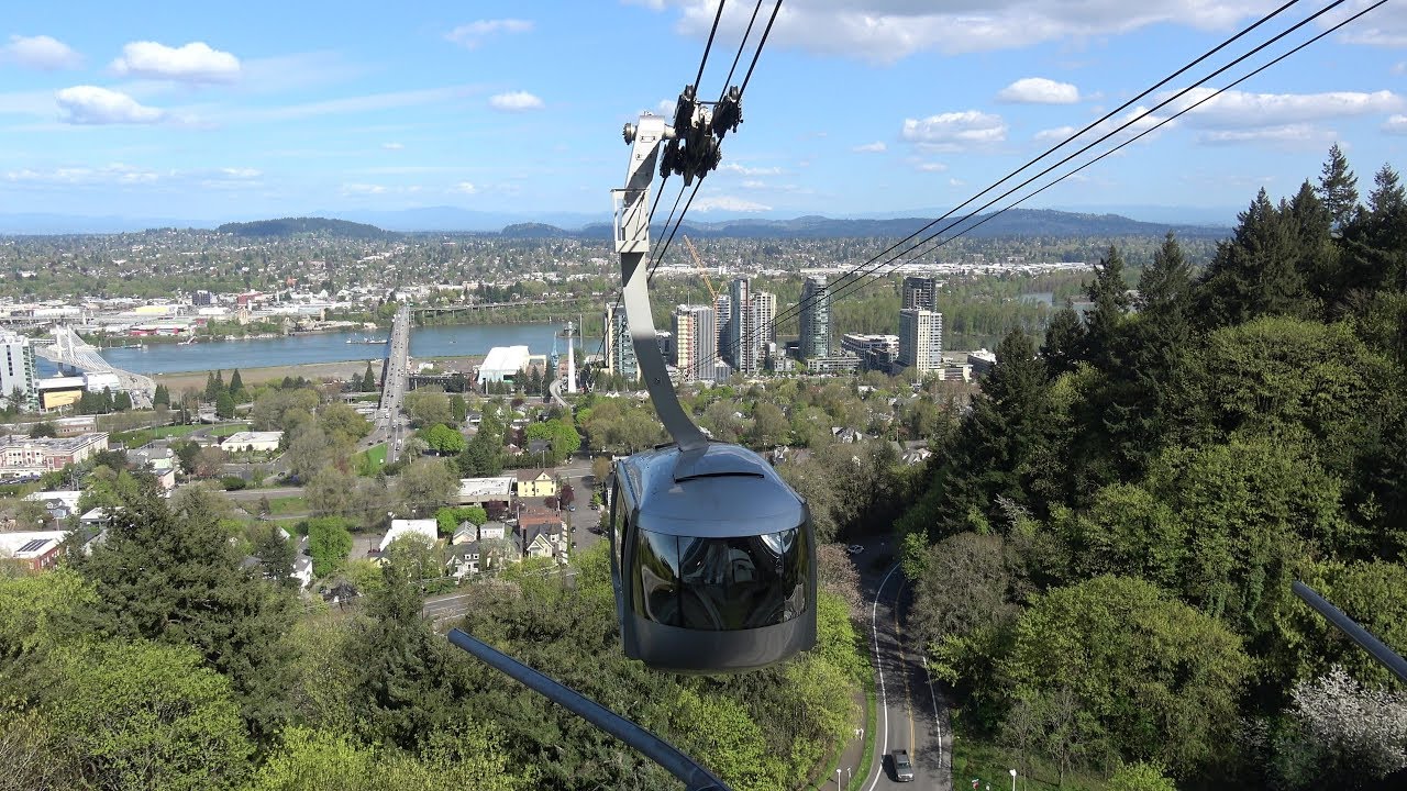 Portland, Oregon - Portland Aerial Tram 4K (UHD)