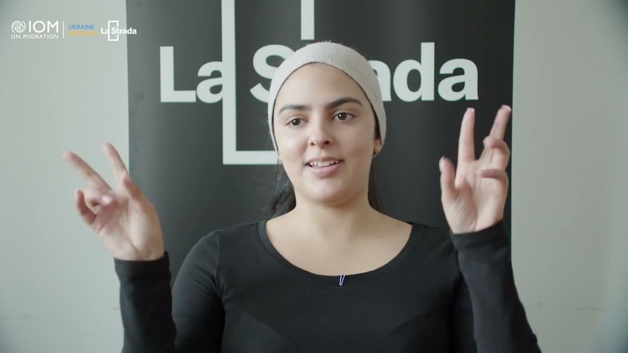 Ugrzęznąć w Polsce/Getting stuck in Poland: mówią ofiary handlu ludźmi/Trafficked victims speak out