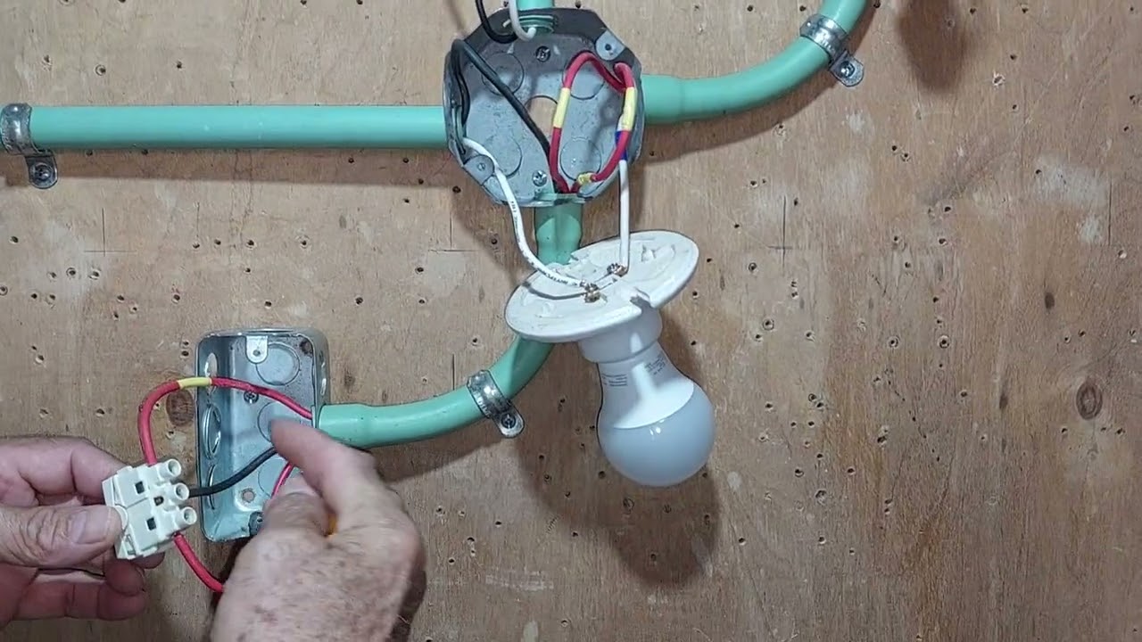 Como CONTROLAR 1 FOCO con 2 APAGADORES de ESCALERA (MÉTODO de PUENTES)...
