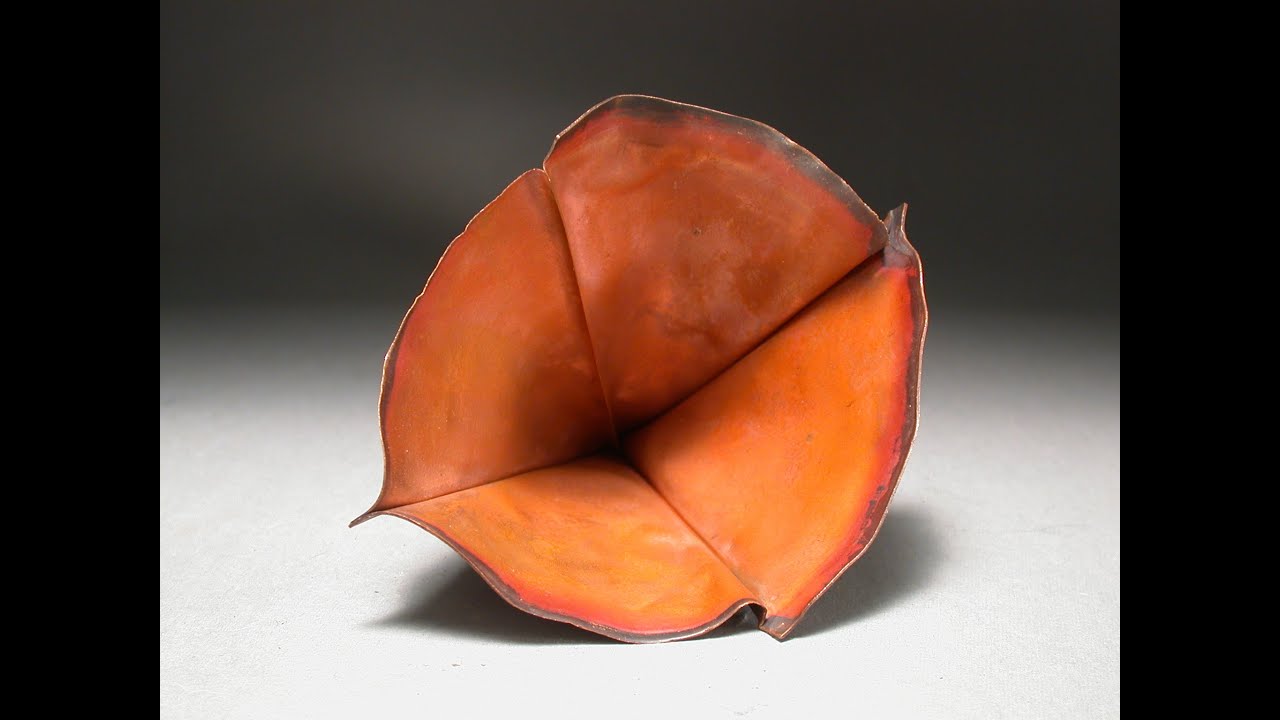Foldforming: Making a Heistad Cup with no seams in less than five minutes