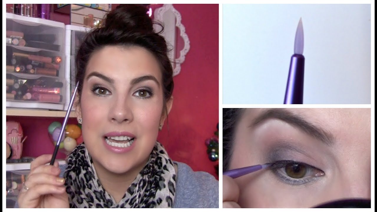 Real Techniques Silicone Liner Brush Review