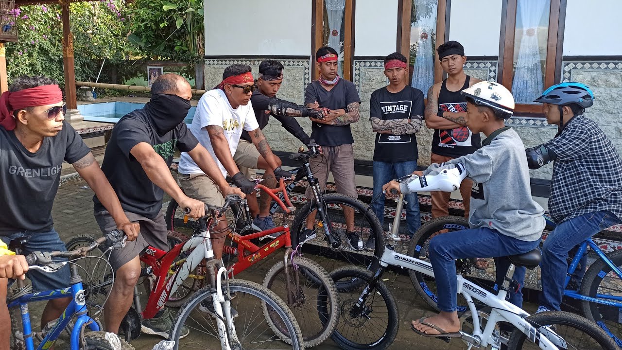 DRAMA SHIVA DIDUNIA NYATA EPISODE 16, MELAWAN GANK SEPEDA! | Mikael Family