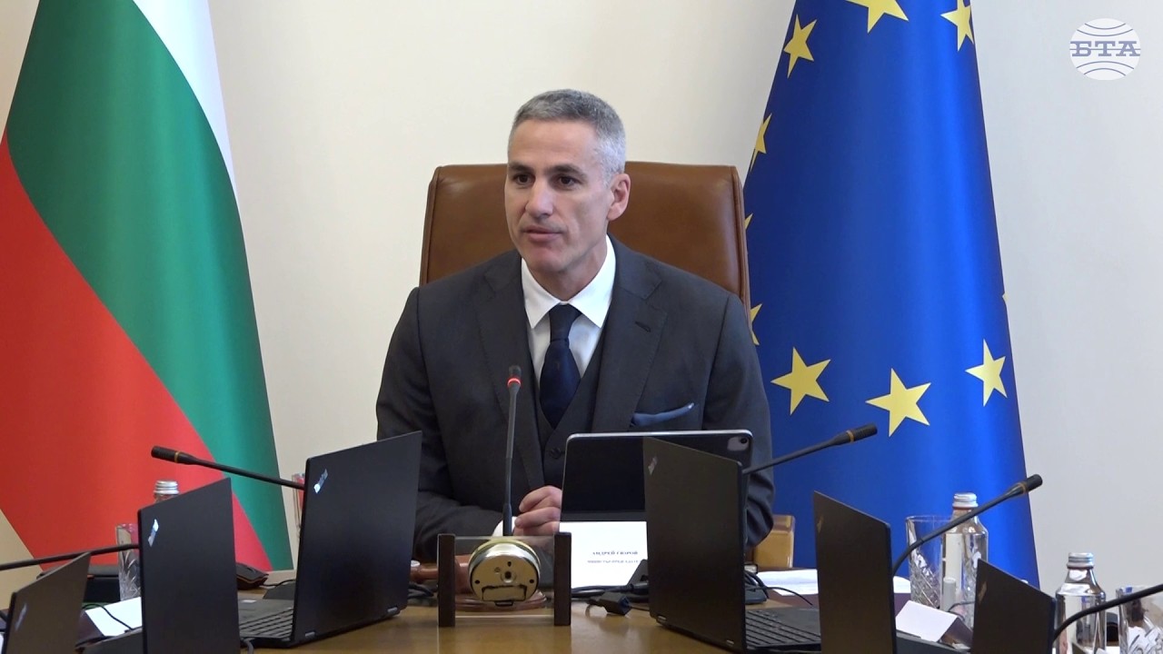 Първата група български граждани от Близкия изток са напът за вкъщи, съобщи премиерът Андрей Гюров