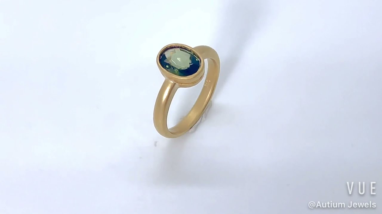 Zanio Bezel Setting Solitaire Ring, Peridot Ring, Birthstone Jewelry, Stackable Ring, 2021-206