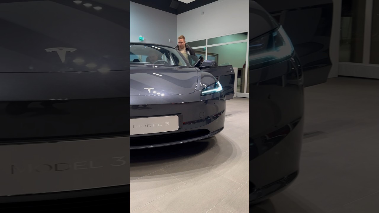 Uusi Tesla Model 3 Highland!⚡ Toimiiko vilkkunapit?🤔 #tesla #s&auml;hk&ouml;auto