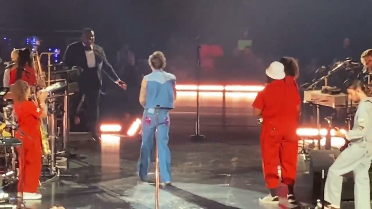 Cinema - Harry Styles featuring Jacob Lusk of Gabriels (Live in Austin, Texas 10-03-22)